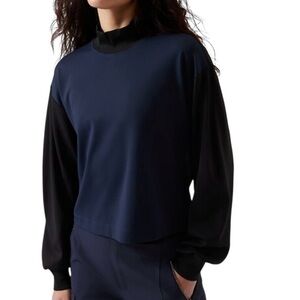 Athleta Venice Navy and Black Mock Neck Cropped Pullover Sweatshirt Size XS